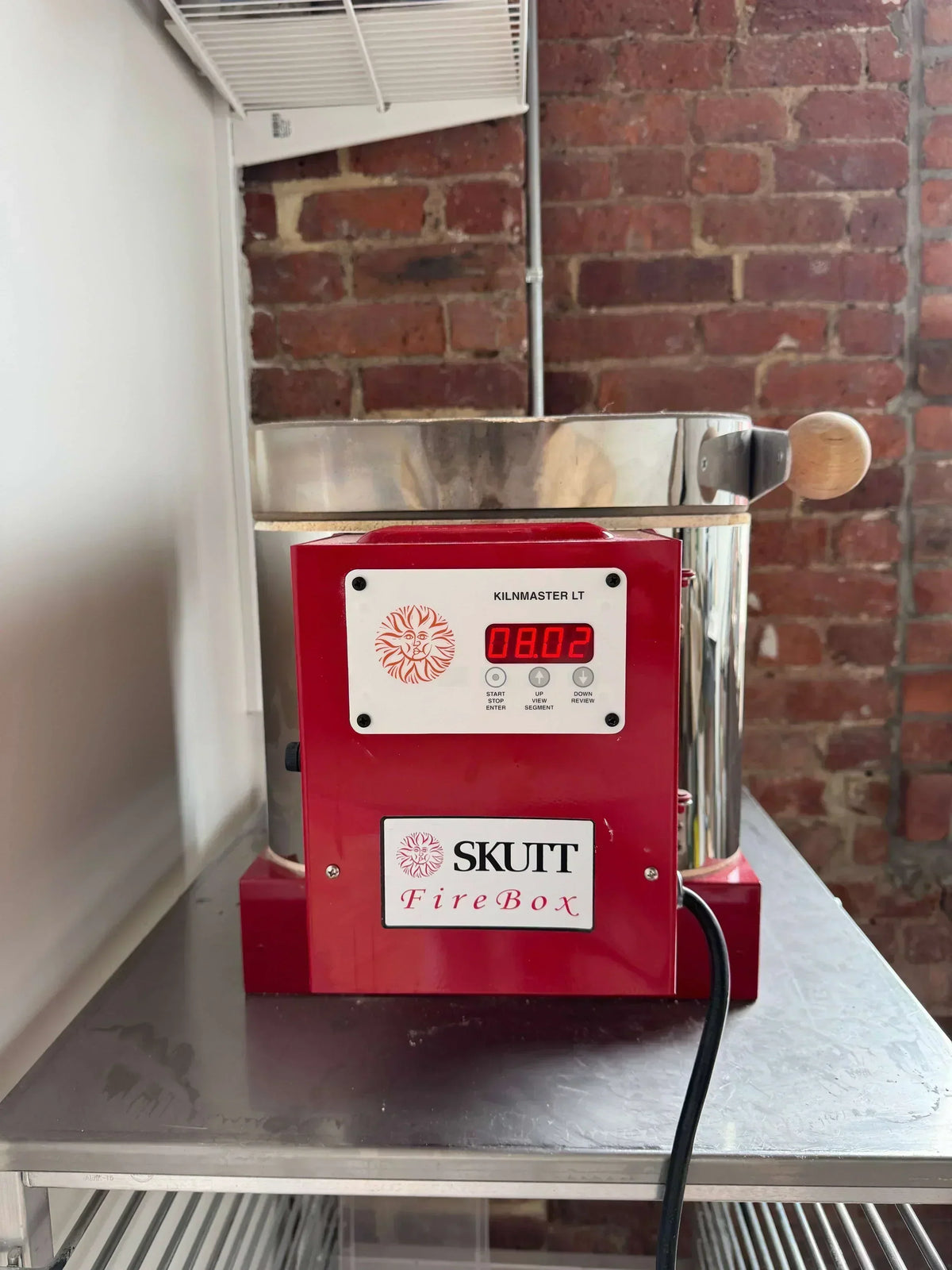 Skutt Firebox 8x6 Mini-Kiln Review — Small Kiln for Home Studios