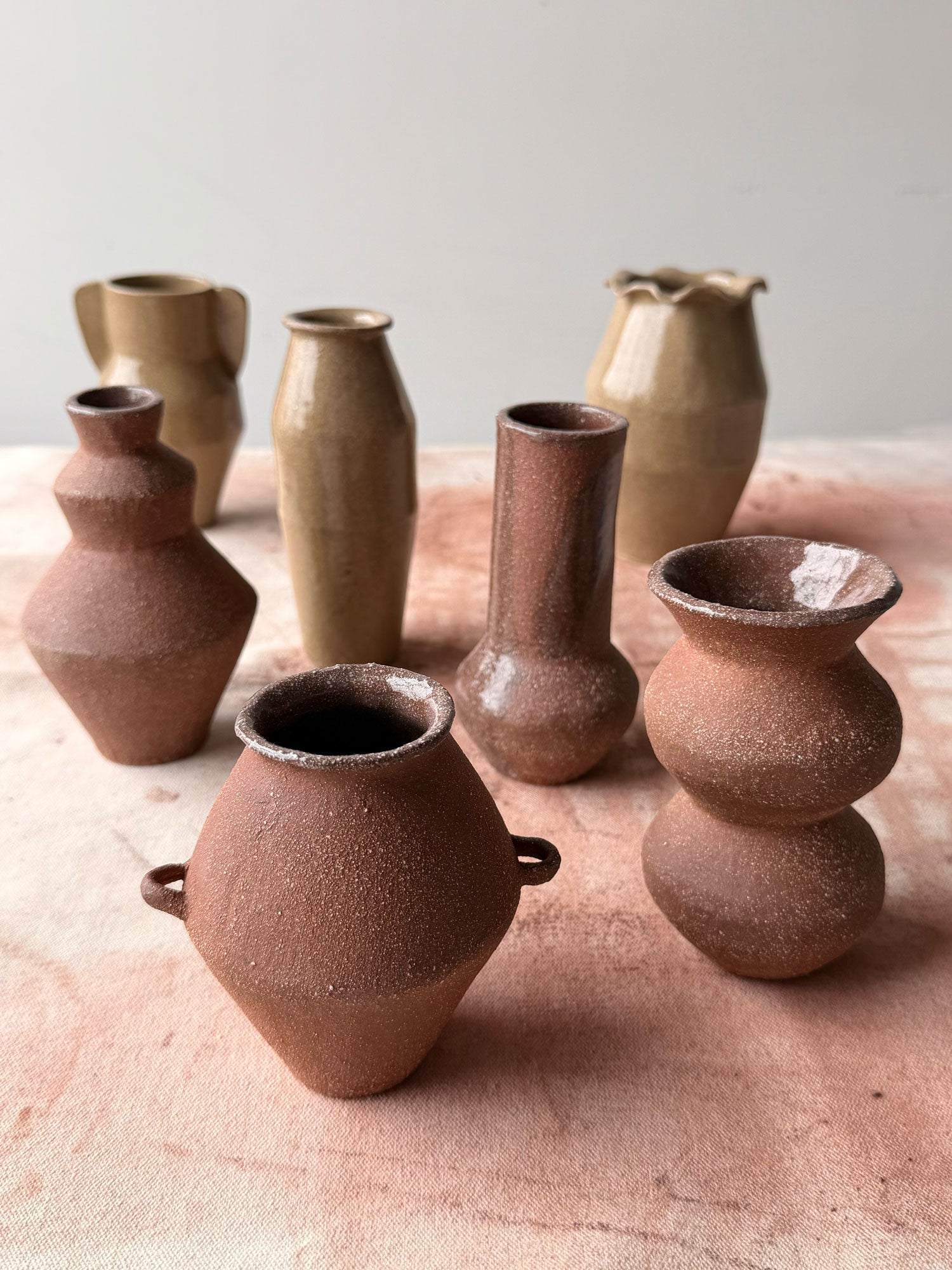 Make a Vase Without a Pottery Wheel – Step by Step